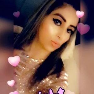 Meet your Posher, Adriana